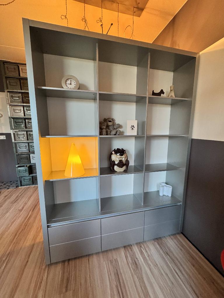 Design kast Matrix, Huis en Inrichting, Ophalen, Gebruikt