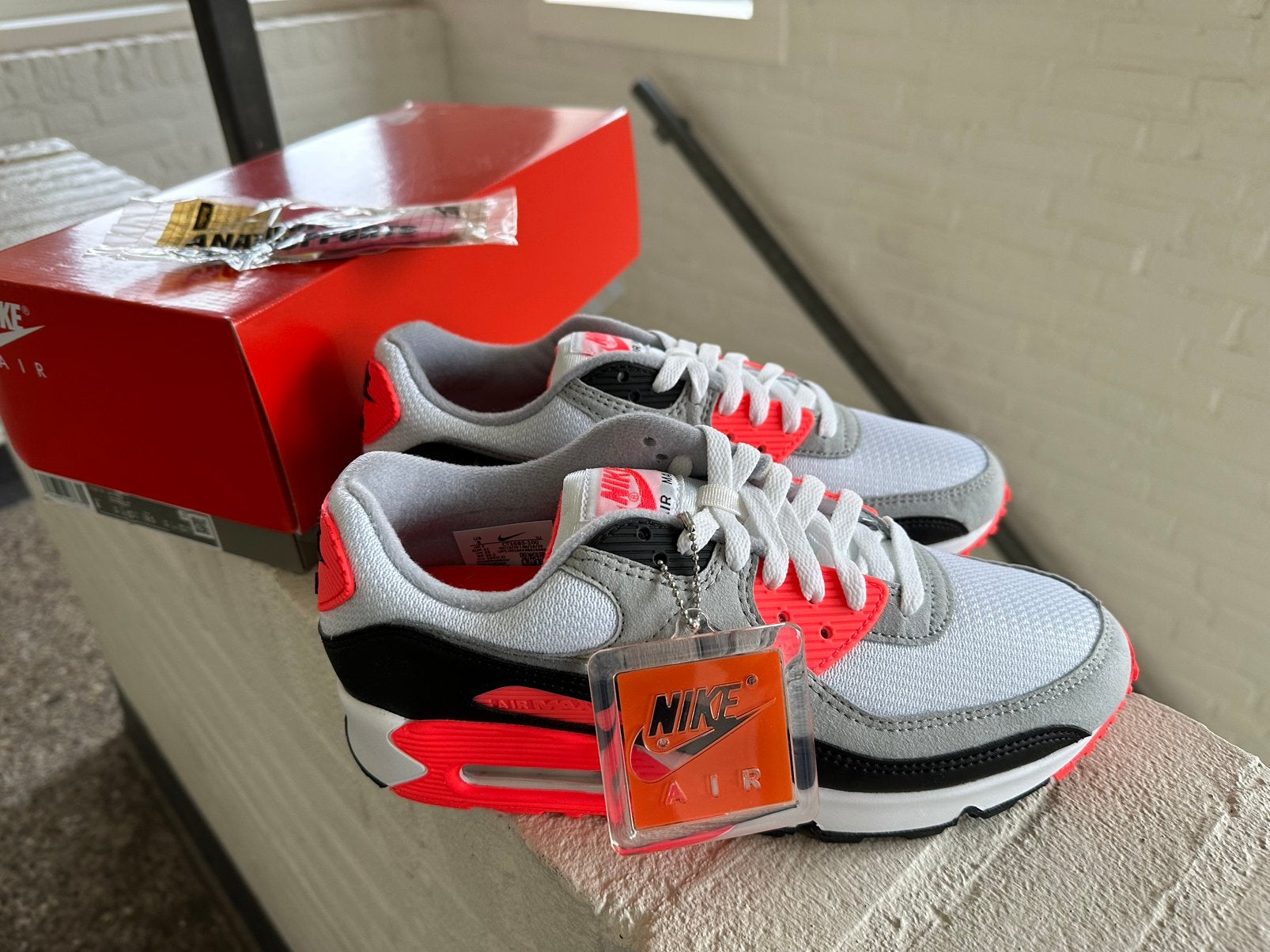 Nieuw Nike Air Max III Infrared 2020 90 OG Patta 41, Wit, Nieuw, Ophalen of Verzenden, Sneakers of Gympen