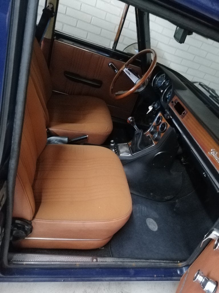 Alfa Romeo Giulia Nuova 1.6 met schuifdak, foto 6
