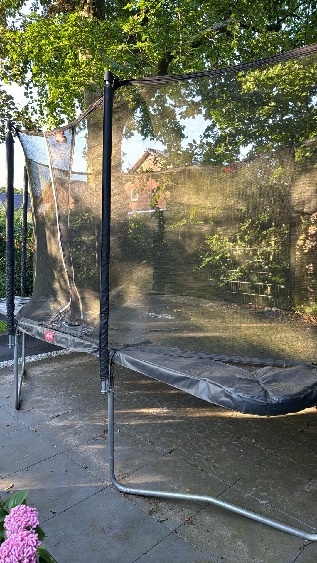 Berg trampoline 420-240, Ophalen, Gebruikt