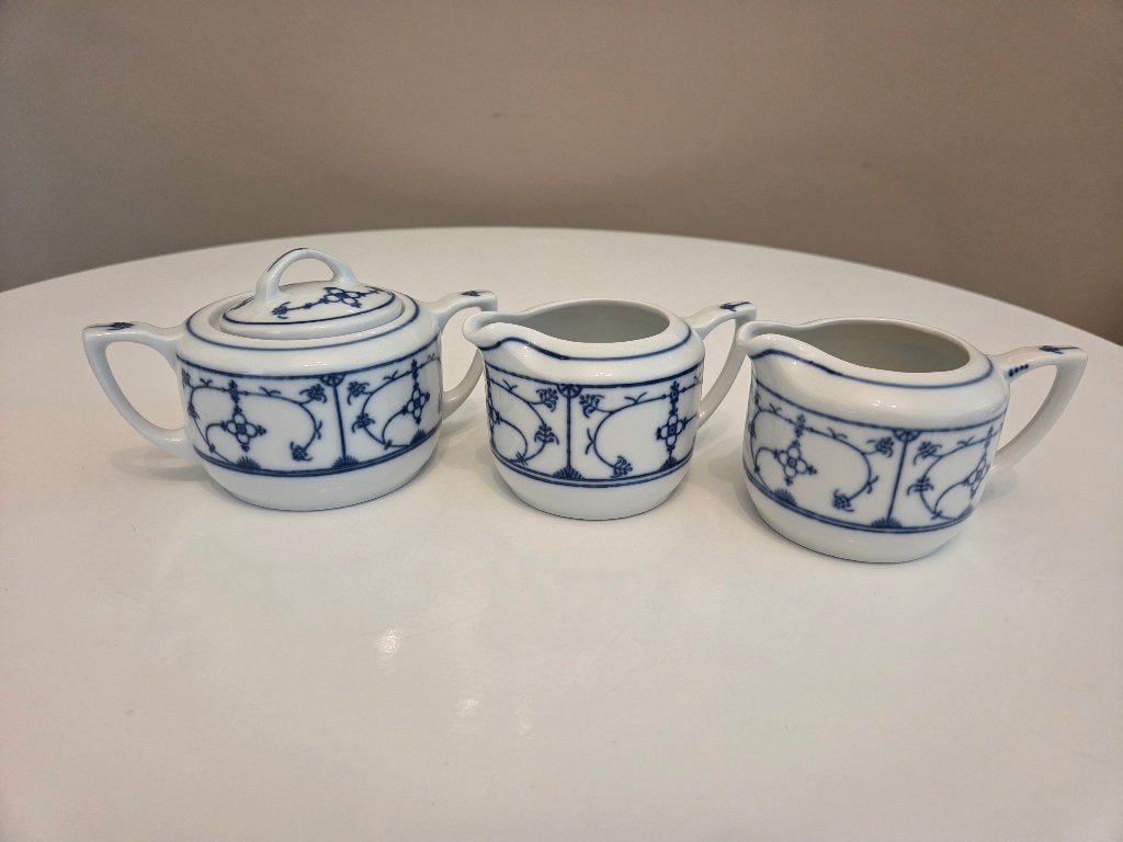 Suikerpot met deksel en 2 melkkannetjes Jäger Blau Saks, Antiek en Kunst, Antiek | Porselein, Ophalen of Verzenden