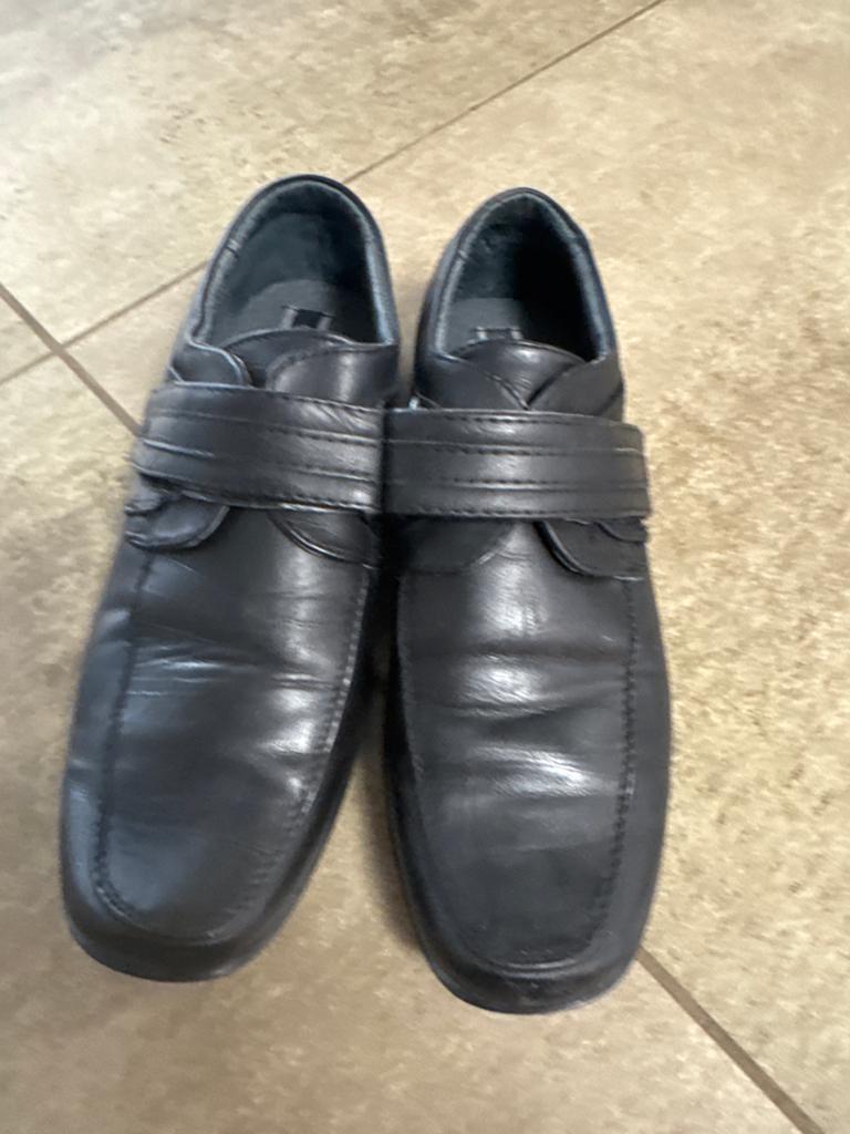 Vapiano Jongens Schoenen Maat 34 - Zwart Leer uit Italië, Kinderen en Baby's, Ophalen of Verzenden, Gebruikt, Jongen, Schoenen