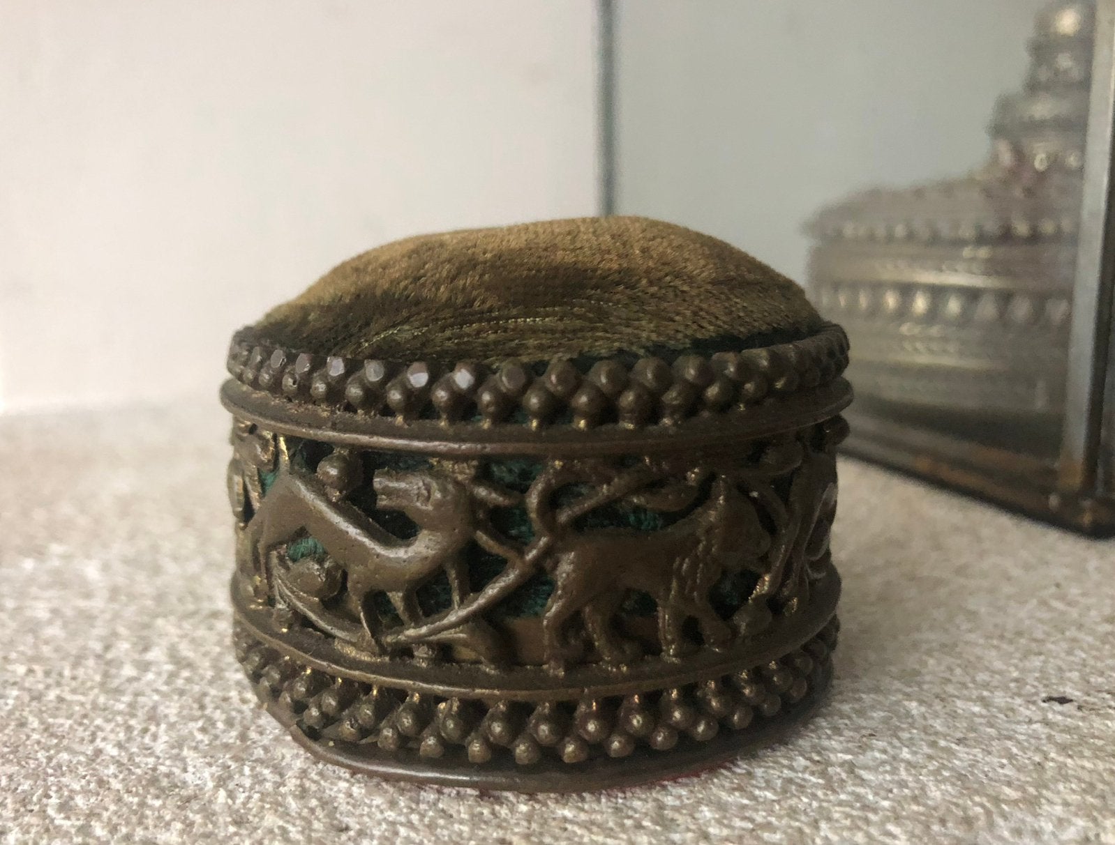 Oud speldenkussen fournituren reisnaaigereedschap, Ophalen of Verzenden