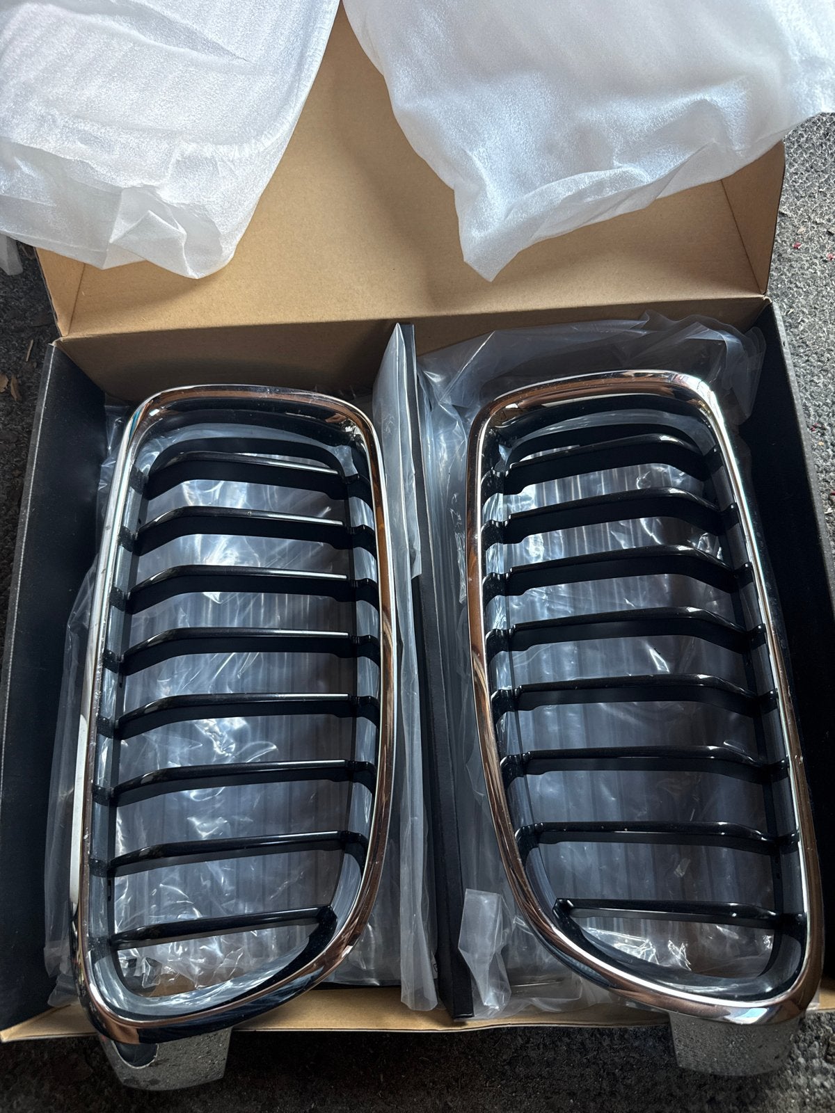 BMW F30 Nieren Grill Glanzend Zwart Chroom Orgineel, Voor, Nieuw, Ophalen of Verzenden, Bumper