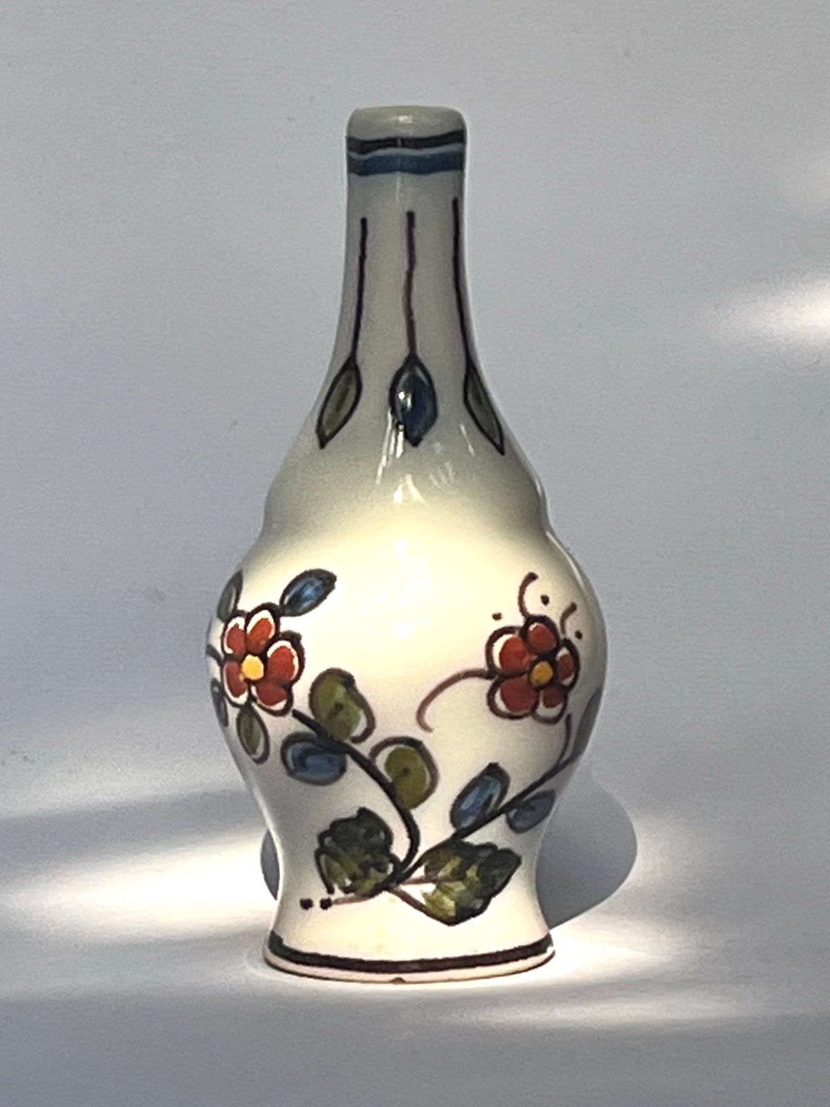 Miniatuur vaasje Tichelaar Makkum hoogte 7,5 cm, Ophalen of Verzenden