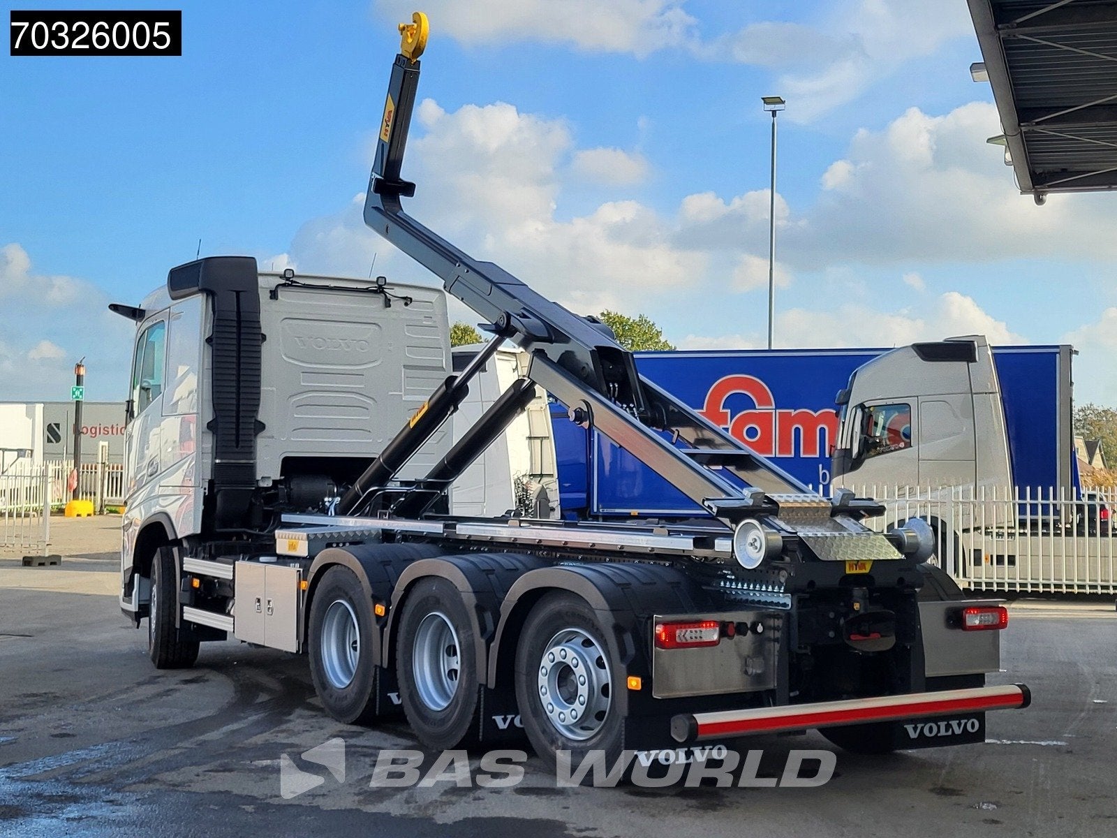 Volvo FH 540 8X4 NEW! HYVA 30-62 S Heavy Durt Containersyste, Auto's, Automaat, Euro 6, Wit, Leder