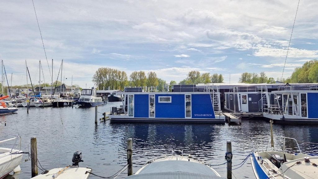 Woonboot te huur Naarden Gooi appartement huis min 2 maand, 36 m², Direct bij eigenaar, Noord-Holland, Vrijstaande woning
