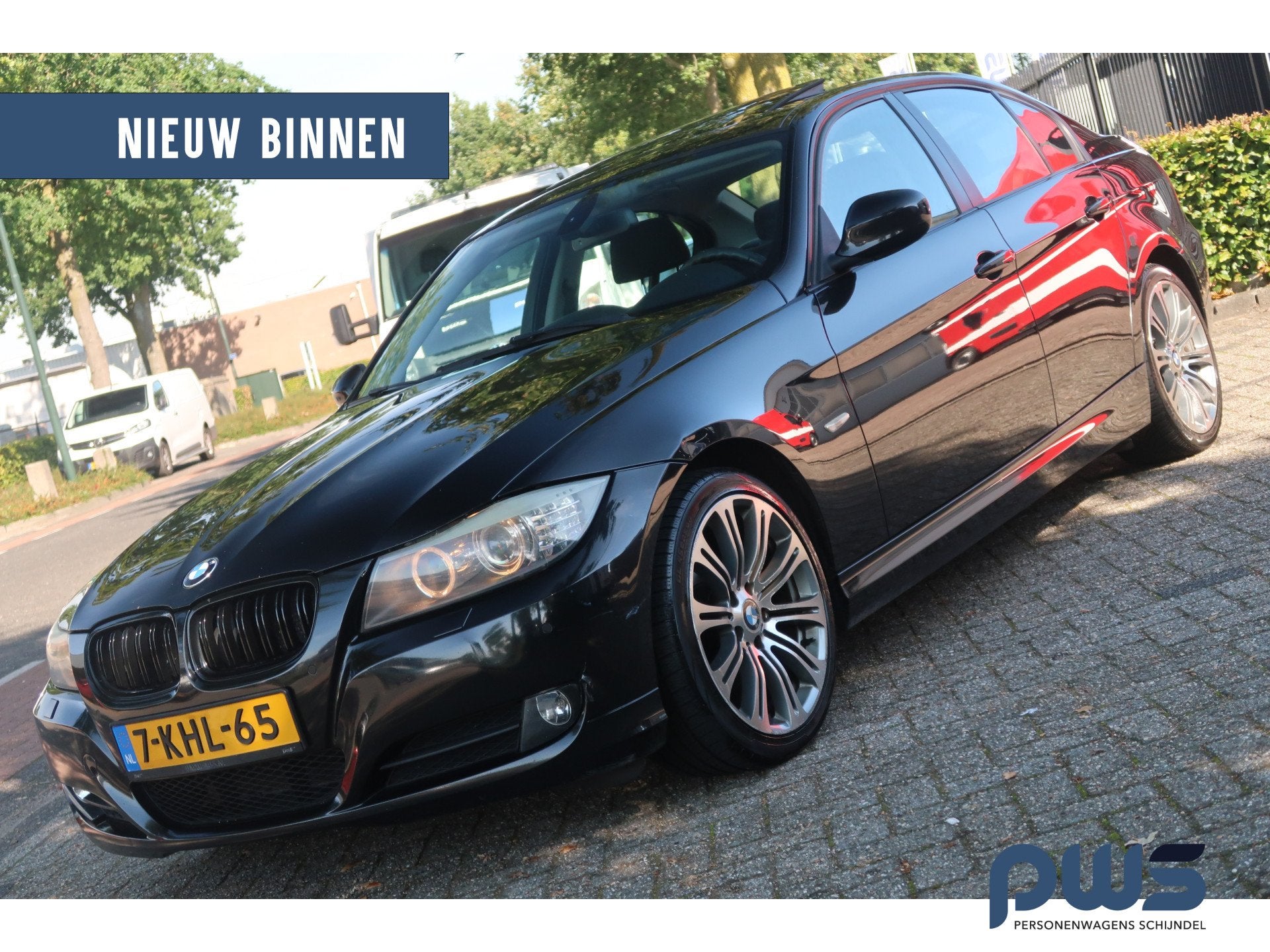 BMW 3 Serie 318i High Executive apk 9-2027 / Schuifdak / Aut, Auto's, Automaat, Euro 5, Zwart, Zwart