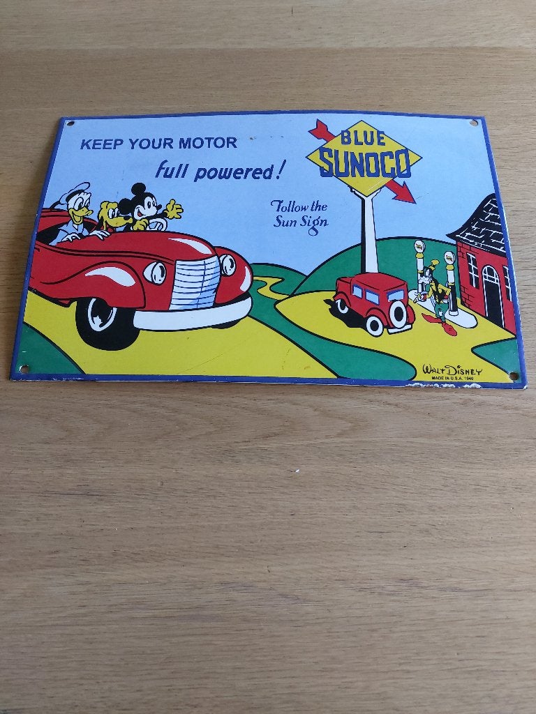Donald Duck, Mickey Mouse. Emaille 'Blue Sunoco' reclamebord, Eén stripboek, Ophalen of Verzenden, Gelezen