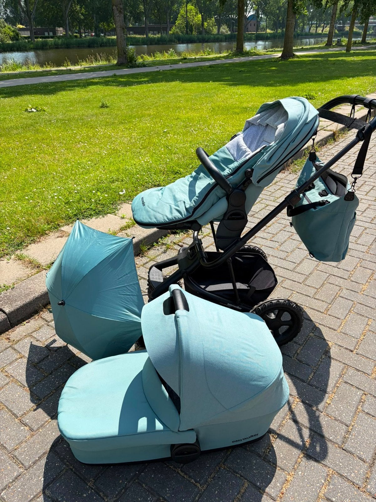 Easywalker Harvey 2 combiwagen met veel accessoires, Met autostoeltje, Zo goed als nieuw, Combiwagen, Ophalen