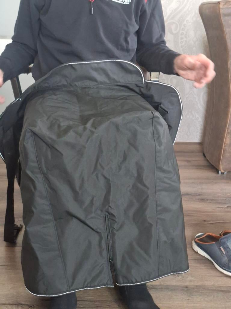 Schootkleed scootmobiel /rolstoel, Ophalen of Verzenden