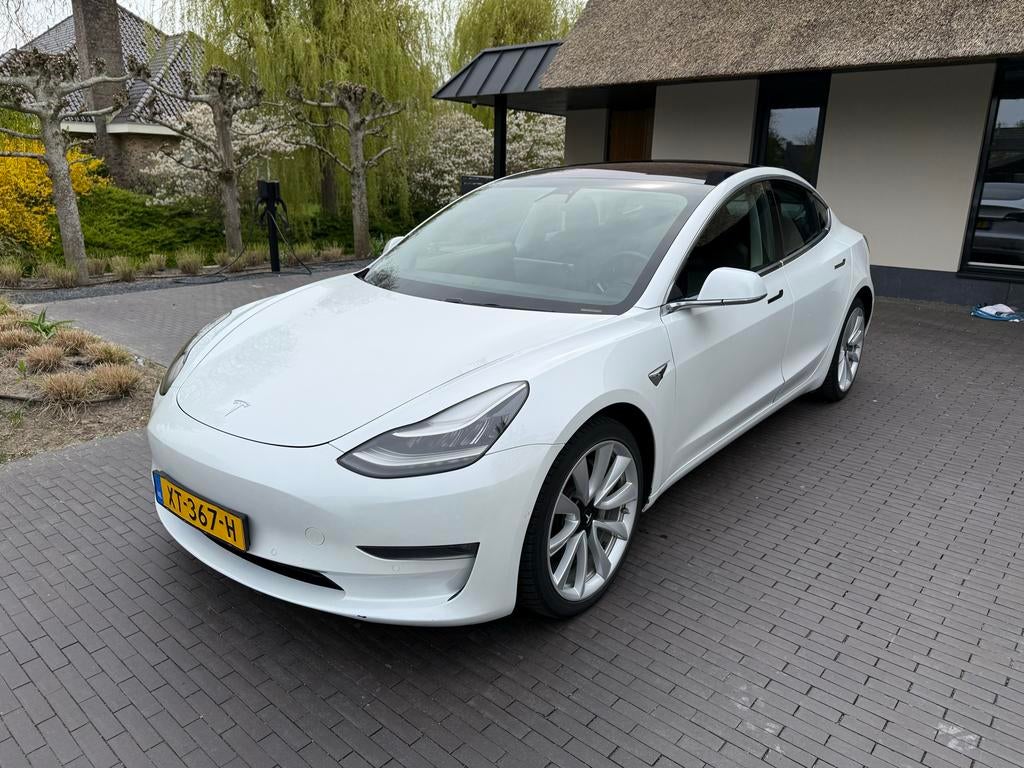 Tesla Model 3 LR AWD Wit 2019, Auto's, Tesla, Automaat, 1831 kg, Zwart, Parkeerassistent