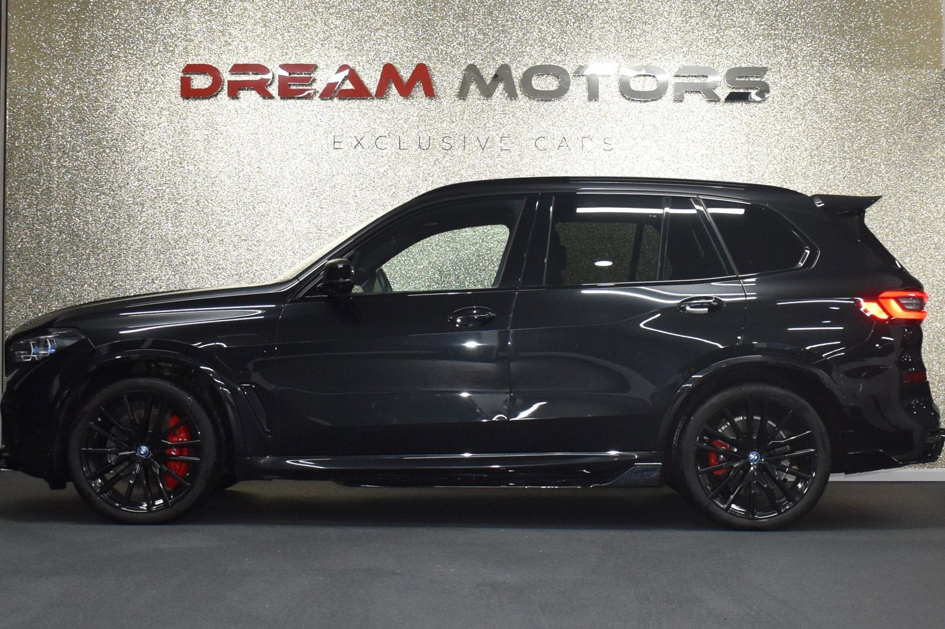 Foto 8 van BMW X5 45e M-Sport xDrive 394pk | AKRAPOVIC | M-STOELEN | AC