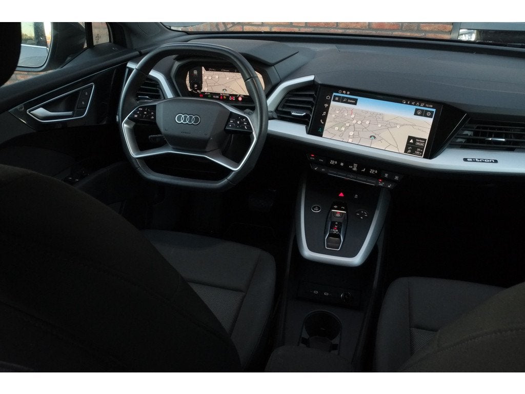 Audi Q4 e-tron 40 82kWh 204pk | SOH 97% | Trekhaak, Auto's, Audi, 12 maanden, Gebruikt, 82 kWh, Origineel Nederlands