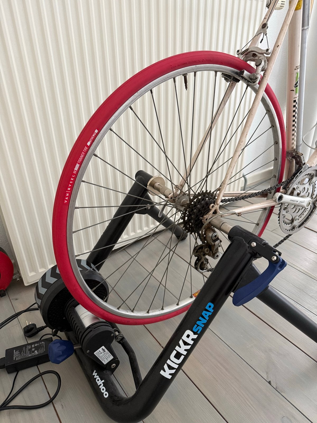 Wahoo Kickr Snap Smart Trainer met trainingsband en steun, Ophalen, Gebruikt, Overige typen, Staal