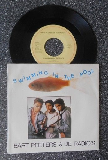 Bart Peeters & Radios - swimming in the pool (vanaf € 2,00), Ophalen of Verzenden, Zo goed als nieuw, 7 inch, Pop