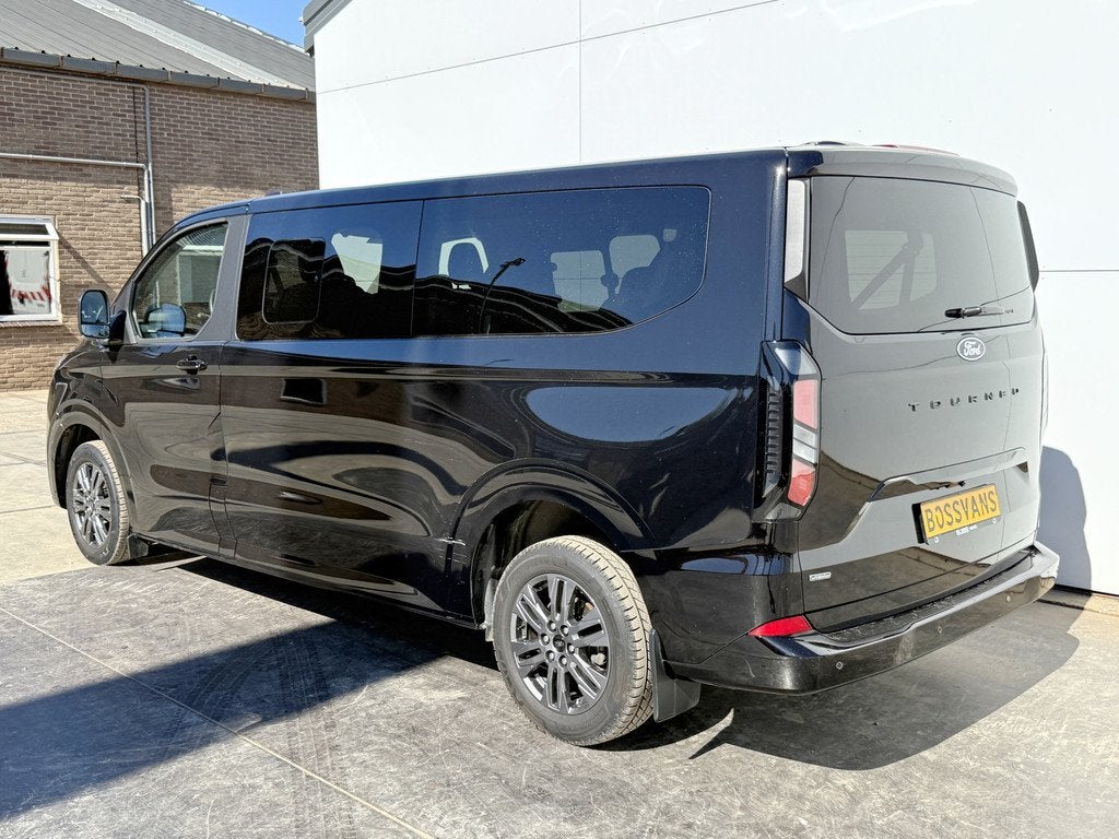 Ford Tourneo Custom 233PK PHEV In BPM/Ex BTW Titanium 9-Pers, Auto's, Bestelauto's, 232 pk, Gebruikt, Zwart, 4 cilinders