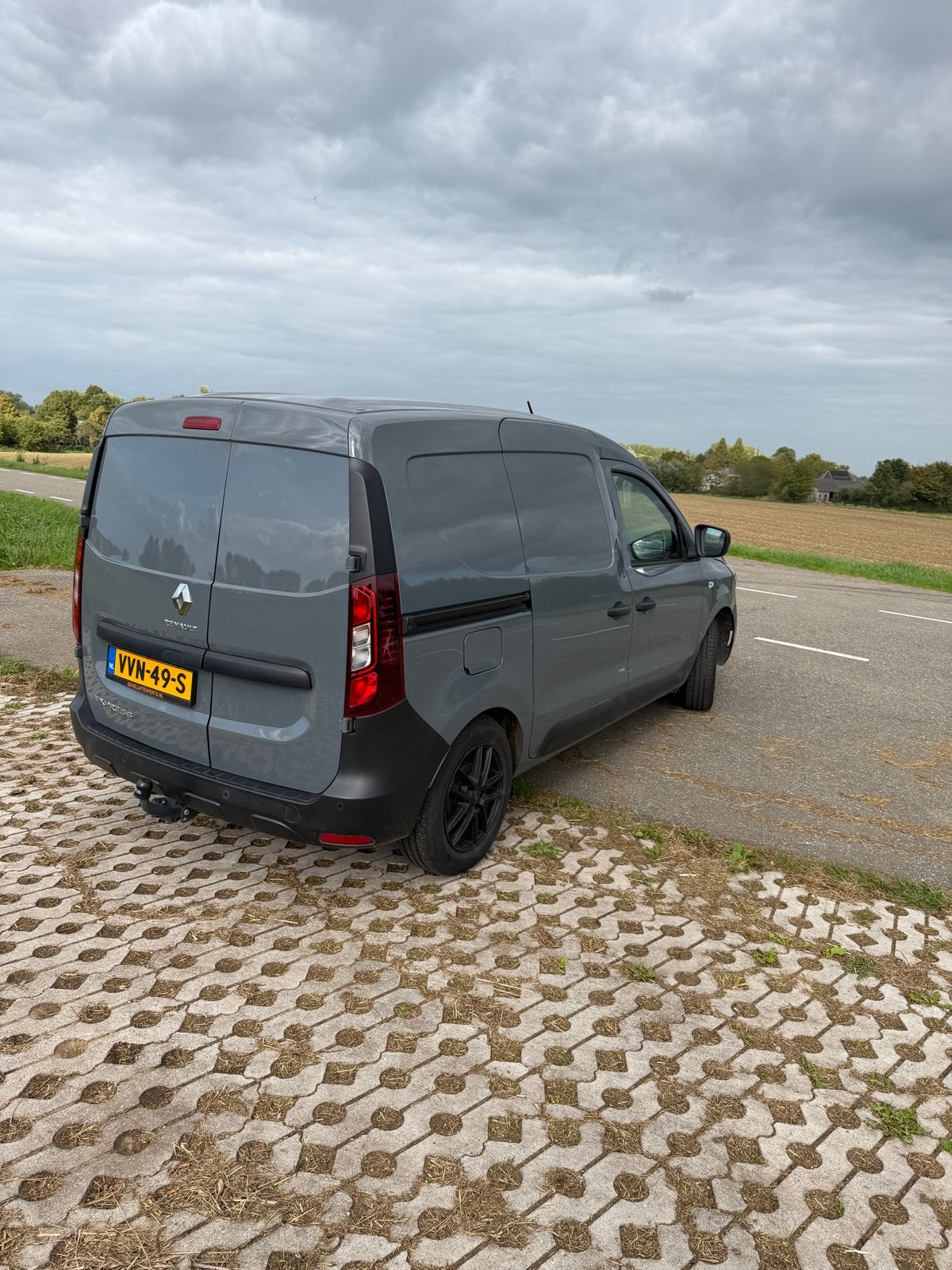 Renault Express Van 1.5 Blue dCi 75pk 2022 Grijs, Voorwielaandrijving, 74 pk, 4 cilinders, Renault