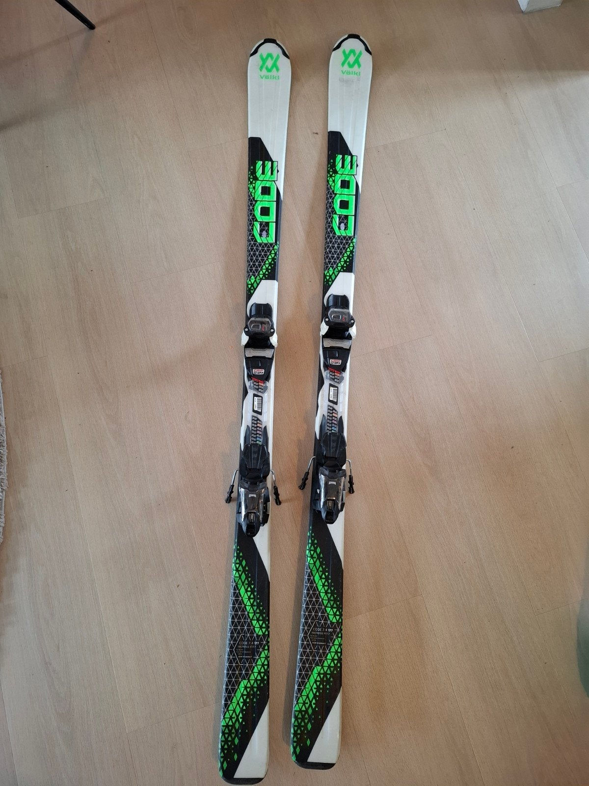 Völkl Code 7.4 Ski's - 177 cm, 160 tot 180 cm, Gebruikt, Carve, Skiën