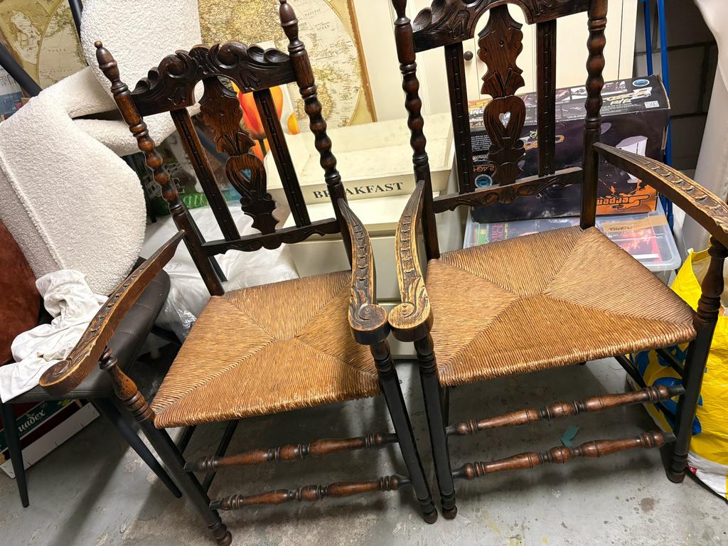 2 antieke Mechelse stoelen, Antiek en Kunst, Ophalen
