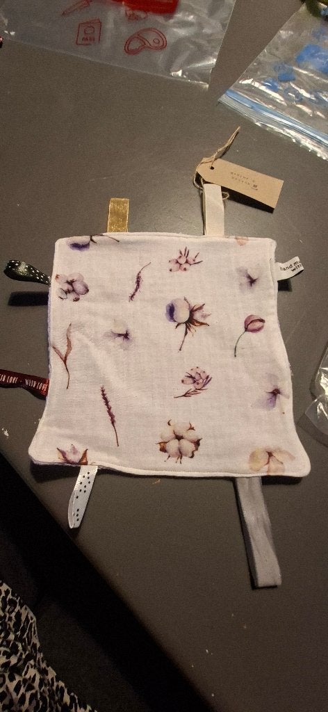 Labeldoekje, Kinderen en Baby's, Speelgoed | Knuffels en Pluche, Paars, Overige merken, Overige karakters, Handgemaakt