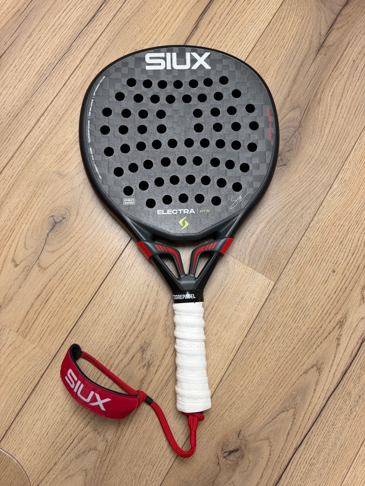 Siux Electra Pro 26 Padelracket - Zo goed als nieuw, Sport en Fitness, Ophalen of Verzenden, Zo goed als nieuw, Padelracket