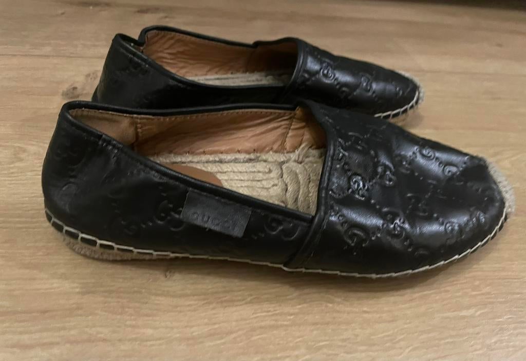 Gucci espadrilles zwart instappers maat 39 leer leder, Kleding | Dames, Schoenen, Ophalen of Verzenden, Zo goed als nieuw, Zwart