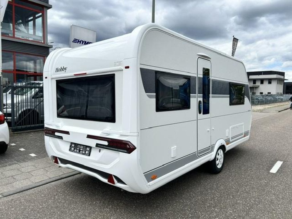 Hobby De Luxe 460 UFE - 2026, Hobby, Overige typen, Bedrijf, Treinzit