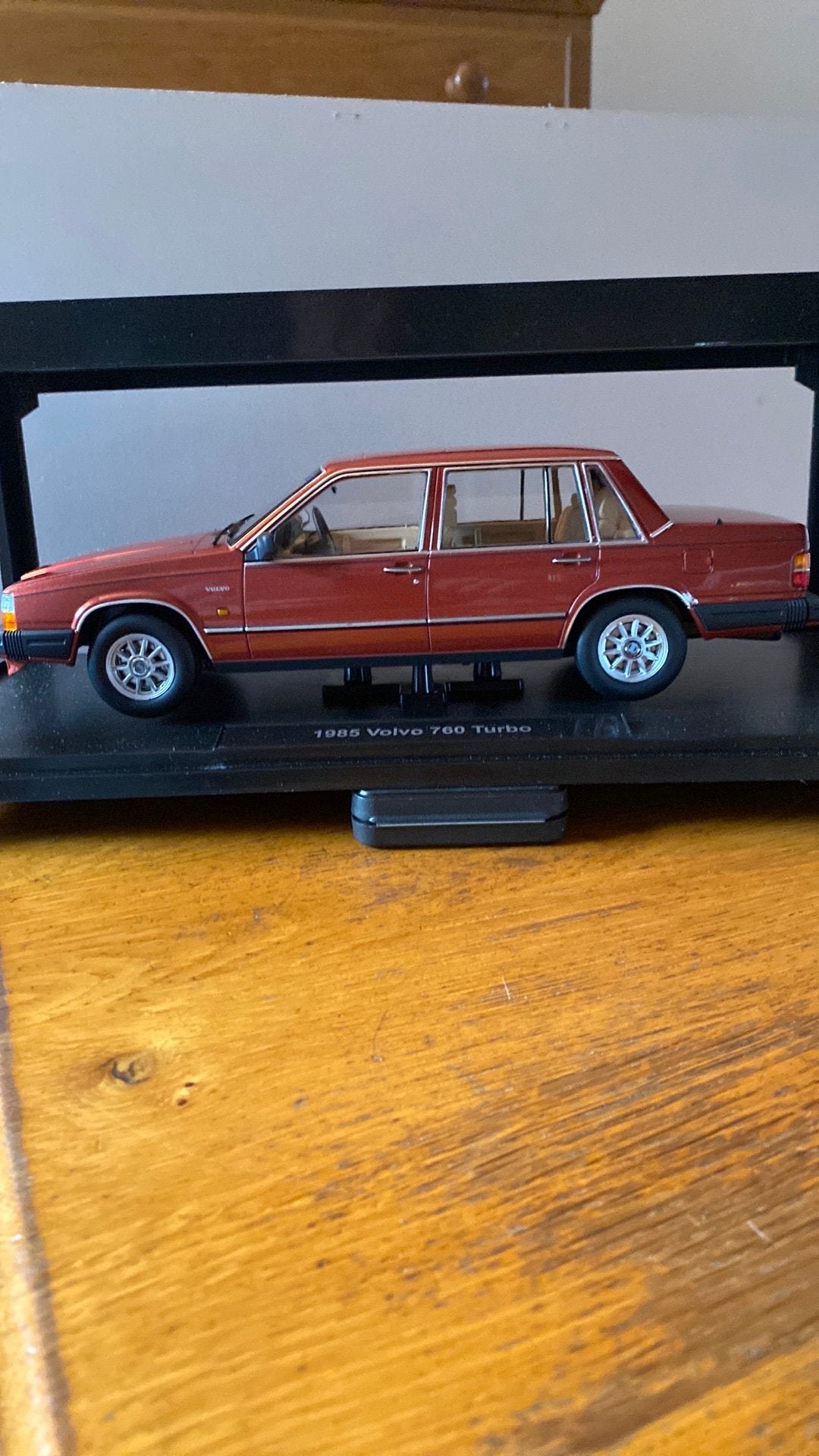 Mooi model Volvo 1/18, Hobby en Vrije tijd, Modelauto's | 1:18, Ophalen of Verzenden, Zo goed als nieuw, Overige merken