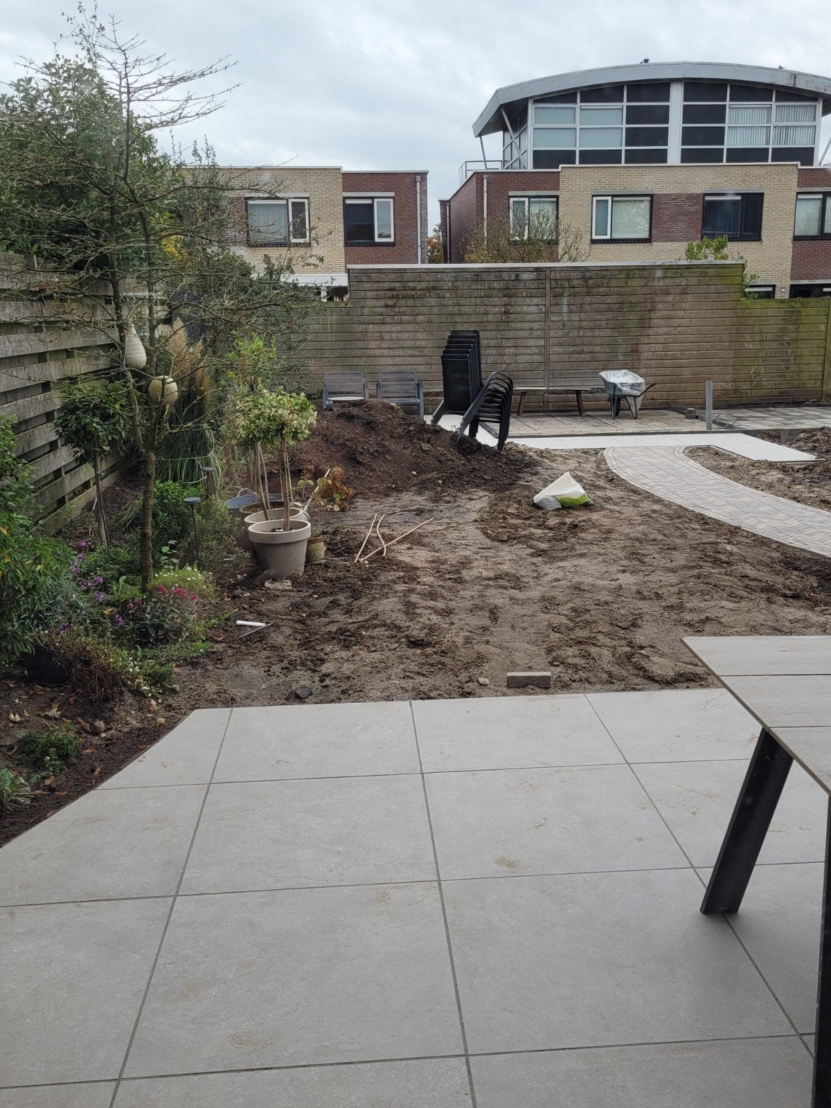 GRATIS donkere grond, Ophalen, Tuinaarde