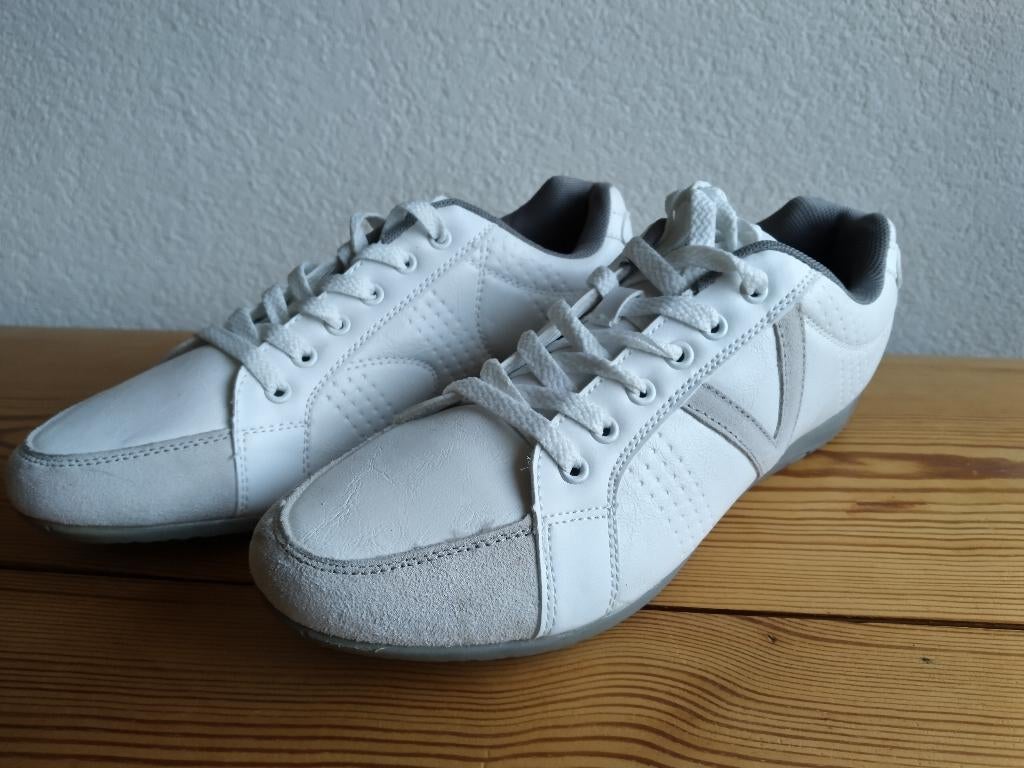 Sneakers wit, Wit, Nieuw, Ophalen of Verzenden, Sneakers of Gympen