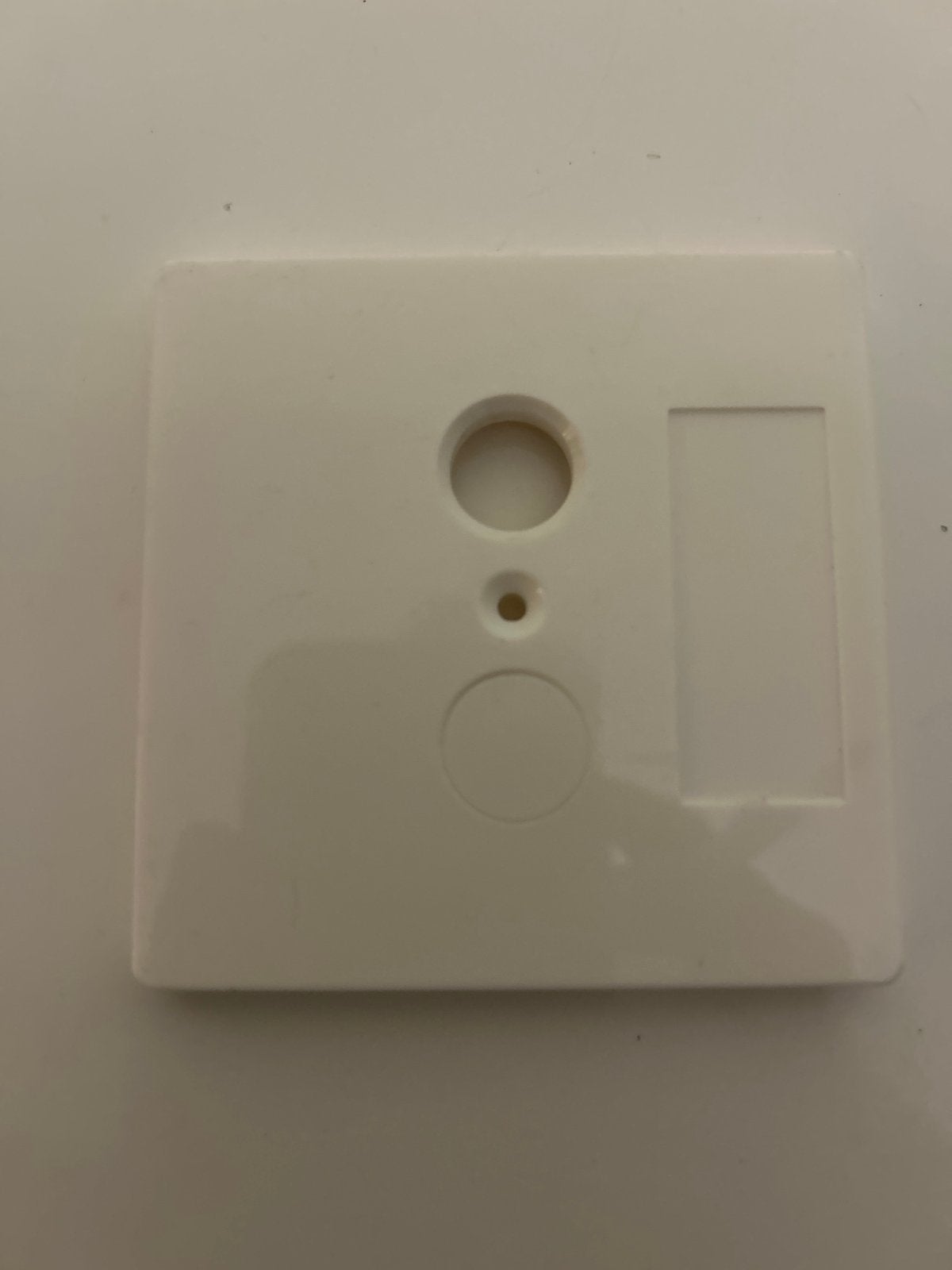 Witte afdekplaat voor stopcontact of schakelaar, Ophalen of Verzenden, Nieuw, Overige merken, Afdekraam