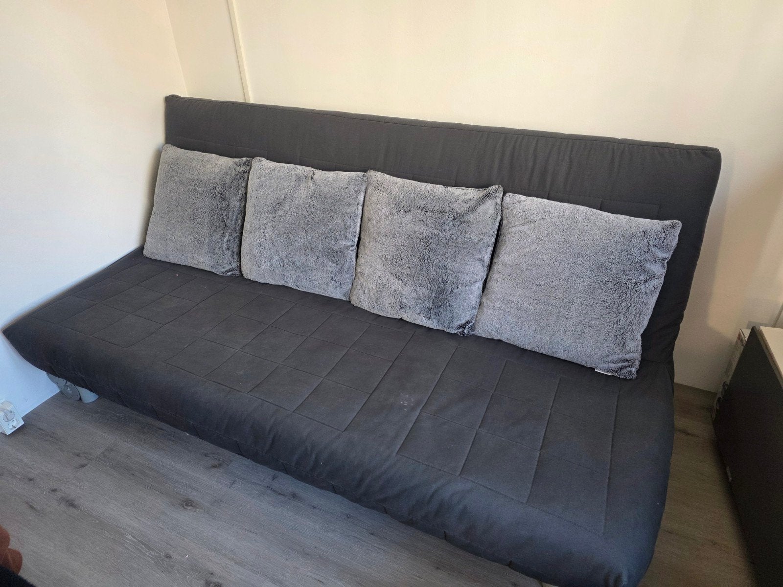 Ikea slaapbank met opbergbak, Ophalen, Tweepersoons, 140 cm, Zo goed als nieuw