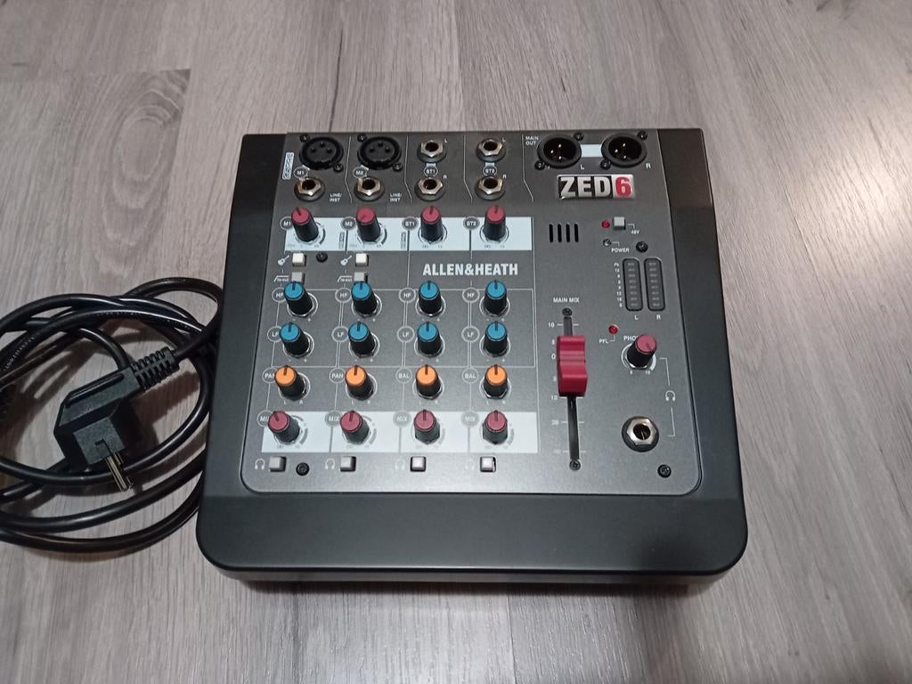 Allen&Heath zed6 mengpaneel. Z.G.A.N., Muziek en Instrumenten, Mengpanelen, Ophalen of Verzenden, Zo goed als nieuw