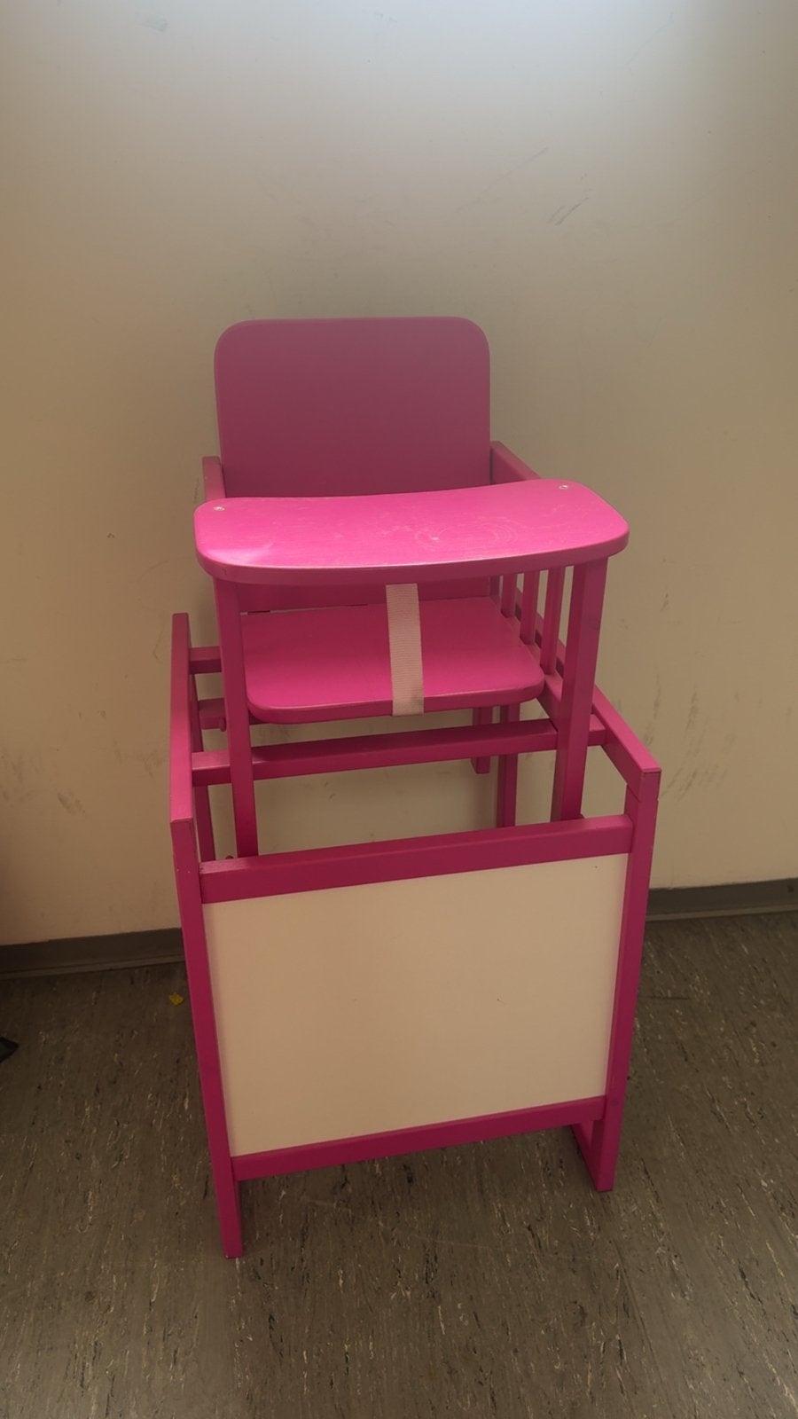 Roze kinderstoel / meegroeistoel met afneembaar blad, Kinderen en Baby's, Kinderstoelen, Ophalen of Verzenden, Gebruikt, Meegroeistoel