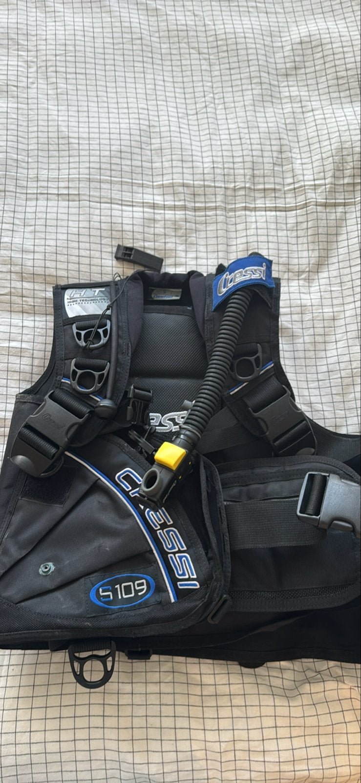 Cressi S109 Trimvest met Mares Duikhandschoenen, Ophalen, Gebruikt, Trimvest of Wing