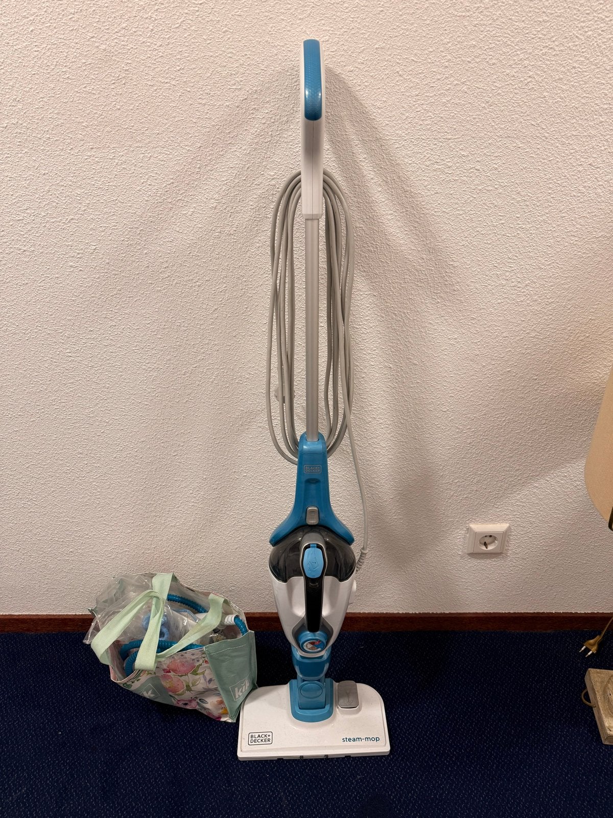 BLACK+DECKER 1600W Steam-mop met SteaMitt en 13 accessoires, Ophalen, Reservoir, 1200 tot 1600 watt, Overige merken