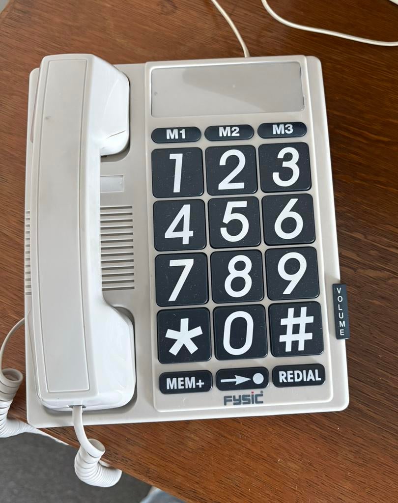 Senioren telefoon met lampje voor slechthorenden, Ophalen of Verzenden, Zo goed als nieuw