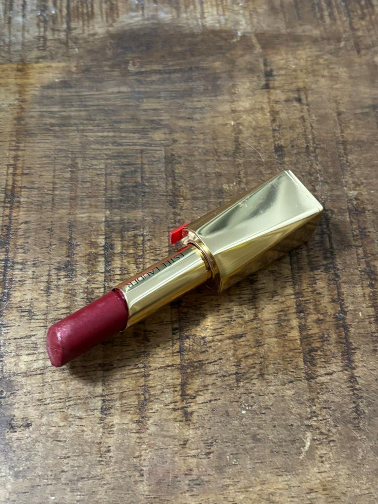 Estee Lauder Desire Chrome Lipstick 312 Love Starved, Lippen, Ophalen of Verzenden, Zo goed als nieuw, Make-up