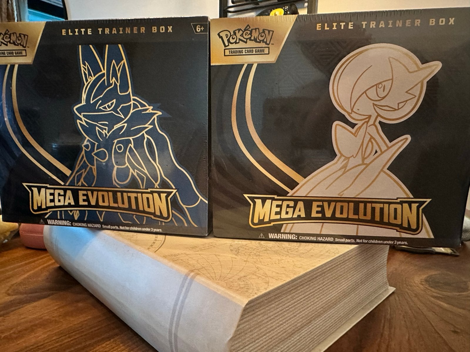 Pokémon Elite Trainer Box Mega Evolution (Sealed) prijs P.S, Ophalen of Verzenden, Nieuw, Overige typen