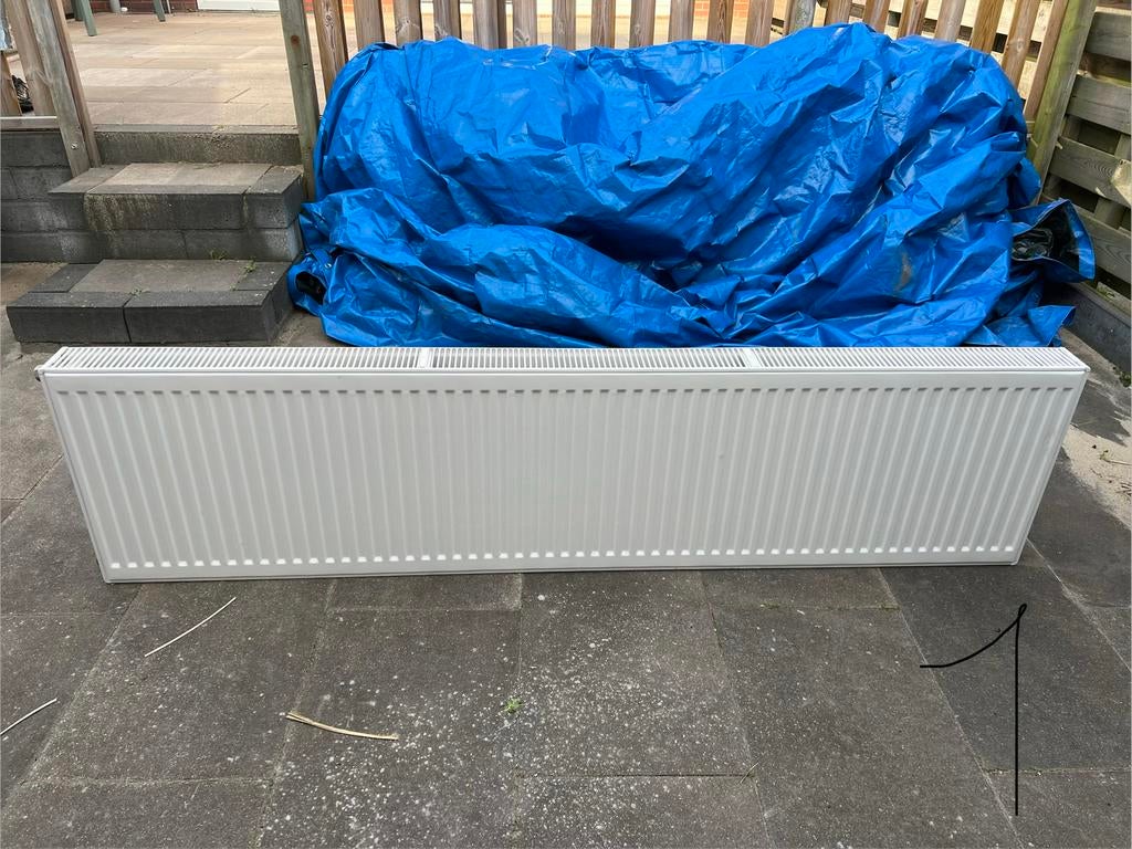 4 type 22 radiatoren,  3 van merk Delonghi, Ophalen, 30 tot 80 cm, Radiator, 150 cm of meer