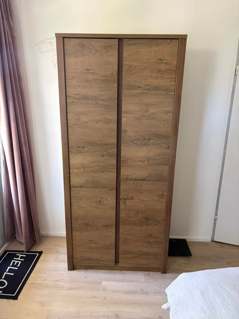Jysk Vedde kledingkast, Ophalen, 50 tot 100 cm, Zo goed als nieuw, 150 tot 200 cm