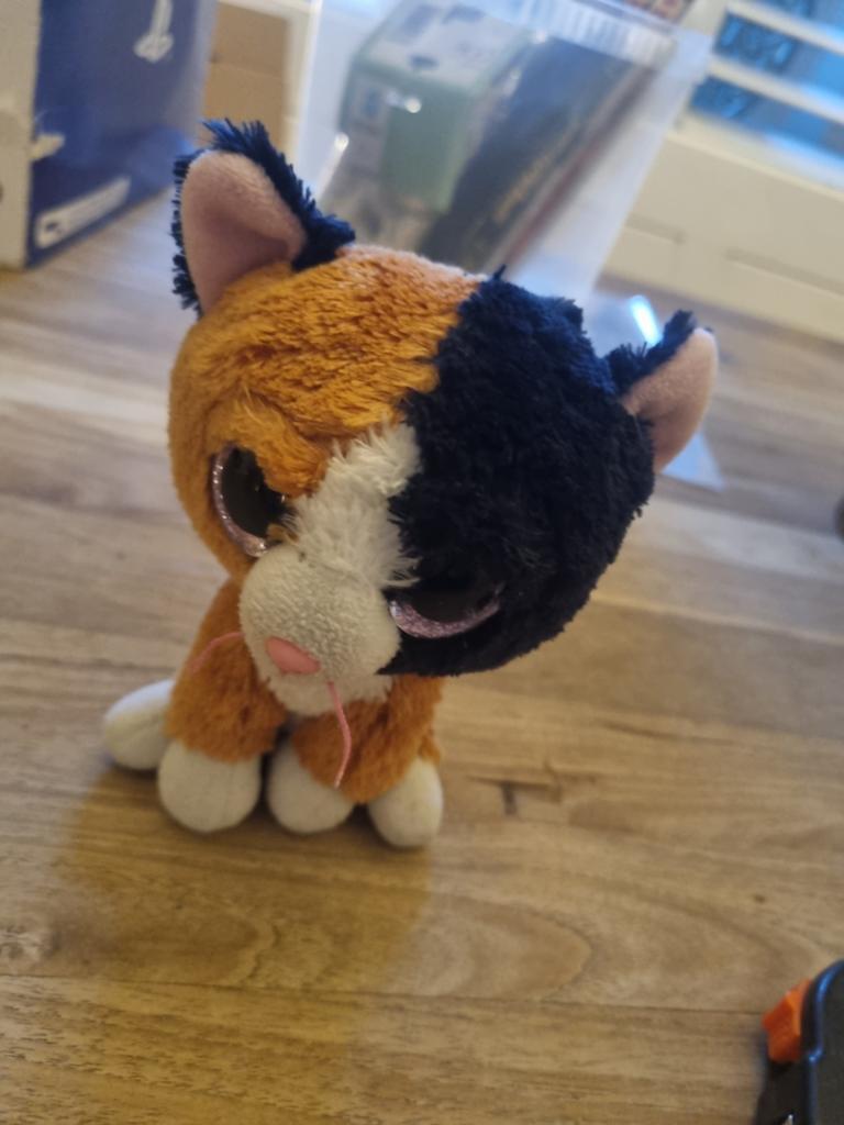 Ty knuffel Tauri kat 15cm bijna gratis, Ophalen of Verzenden, Zo goed als nieuw