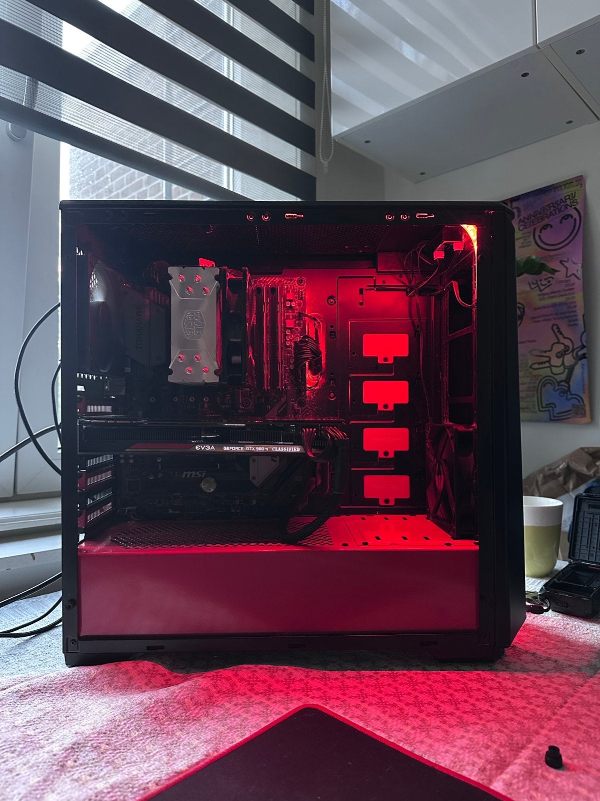 Gaming PC Ryzen 5 2600 GTX 980 Ti 16GB 500GB SSD + keyboard