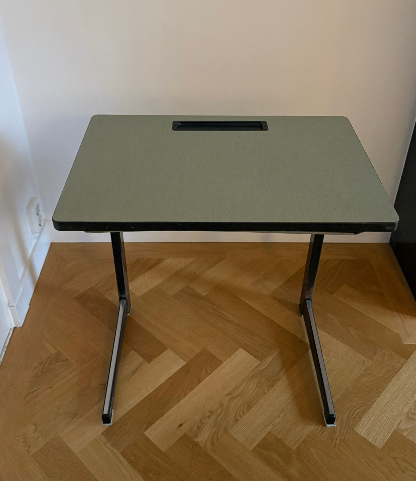 Vintage bureau Marko, Ophalen, Gebruikt, Tafel(s)