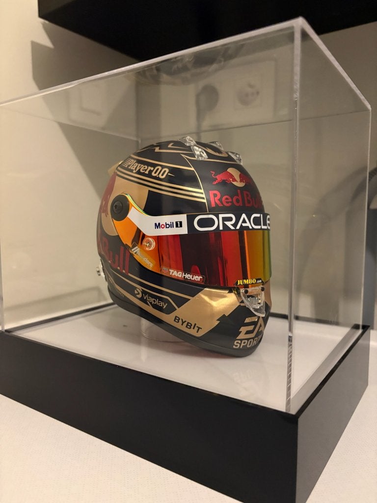 Max Verstappen 1:2 Helm + Luxe LED Displaycase, Ophalen, Zo goed als nieuw, Formule 1