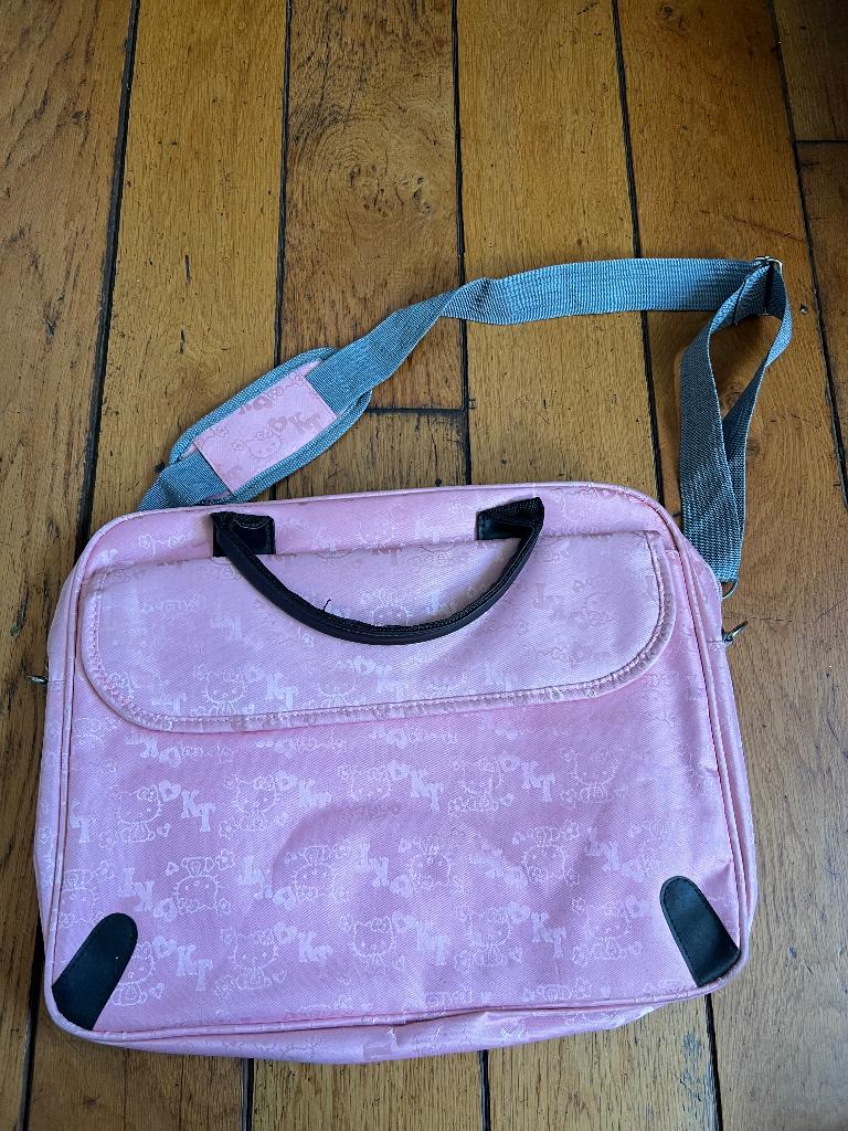 roze hello Kitty laptop tas, Disney of Dora, 25 tot 40 cm, Ophalen of Verzenden, Zo goed als nieuw