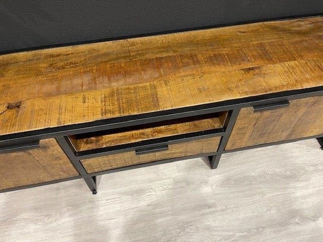 Boaz TV-meubel 180 cm massief mango/metaal, Huis en Inrichting, Kasten | Ladekasten, Overige houtsoorten, 150 tot 200 cm, Nieuw