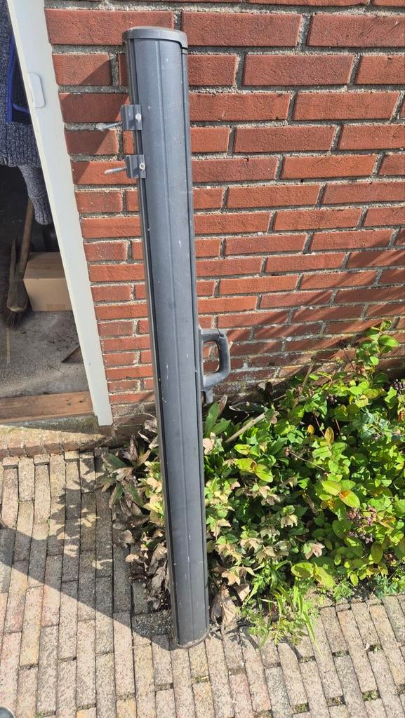 Zwart windscherm, Ophalen, Uittrekbaar