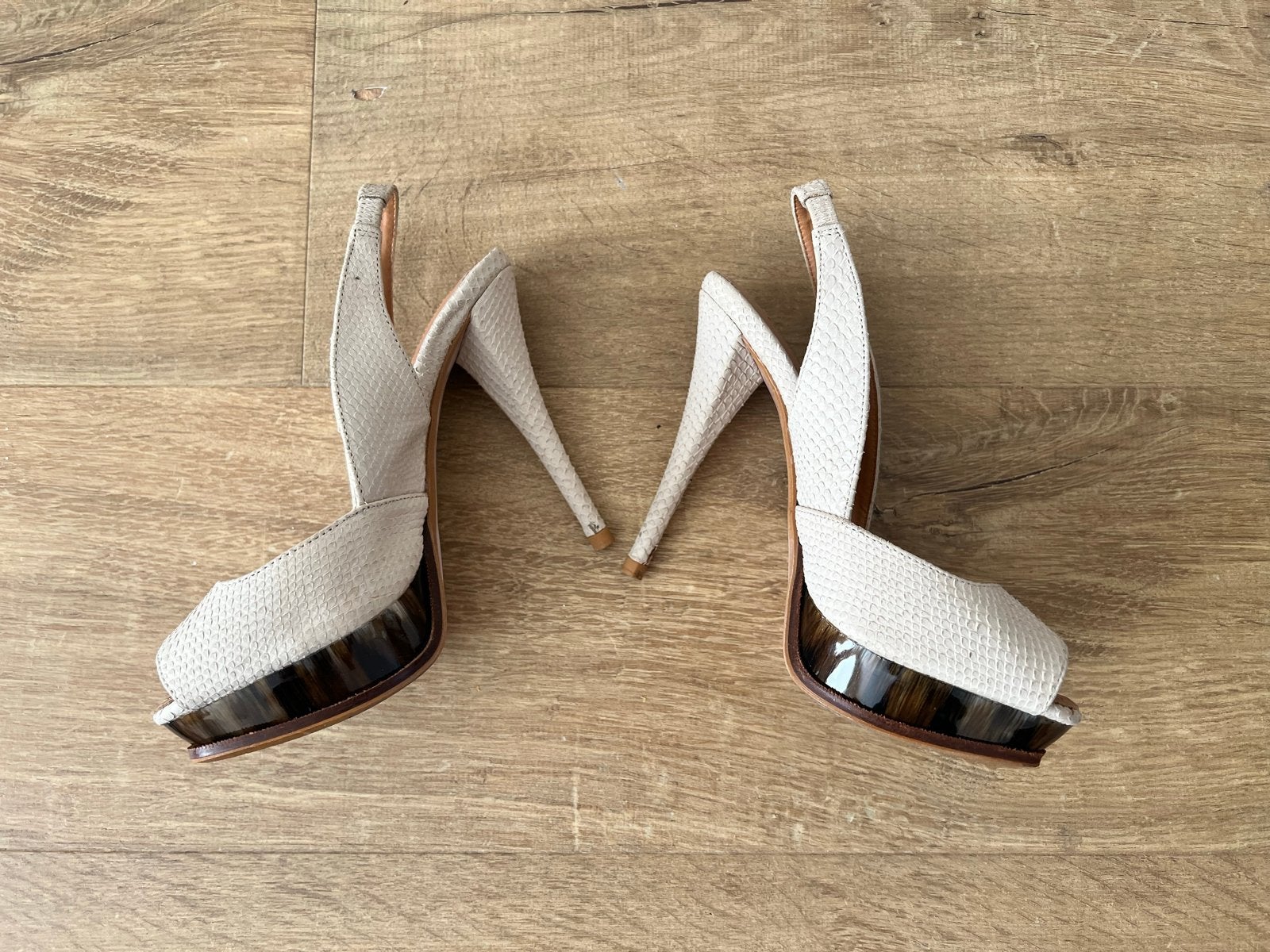 Elegante slingback pumps met slangenprint, Pumps, Beige, Nieuw, Ophalen of Verzenden
